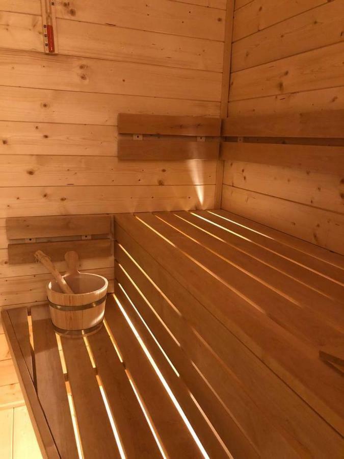 ピネローロ Casa Di Mieleヴィラ エクステリア 写真