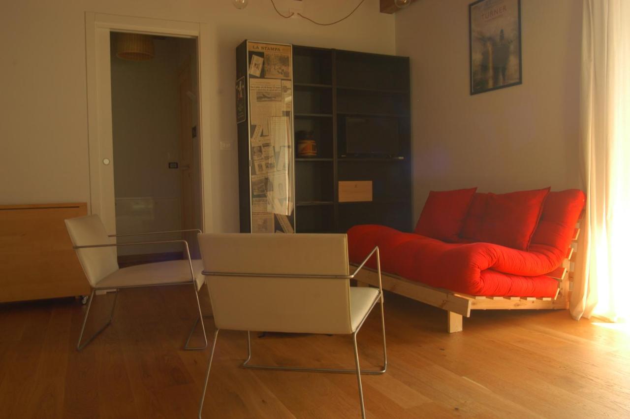 ピネローロ Casa Di Mieleヴィラ エクステリア 写真